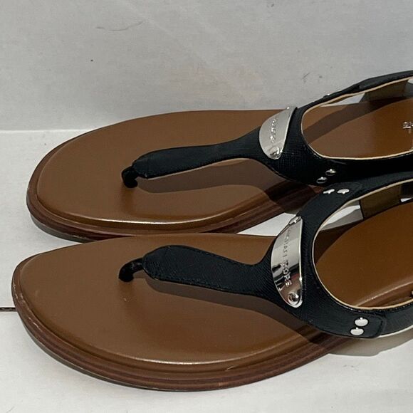 MICHAEL Michael Kors Women's Black MK Plate Thong Flat Sandals Size 6.5M - Picture 5 of 11